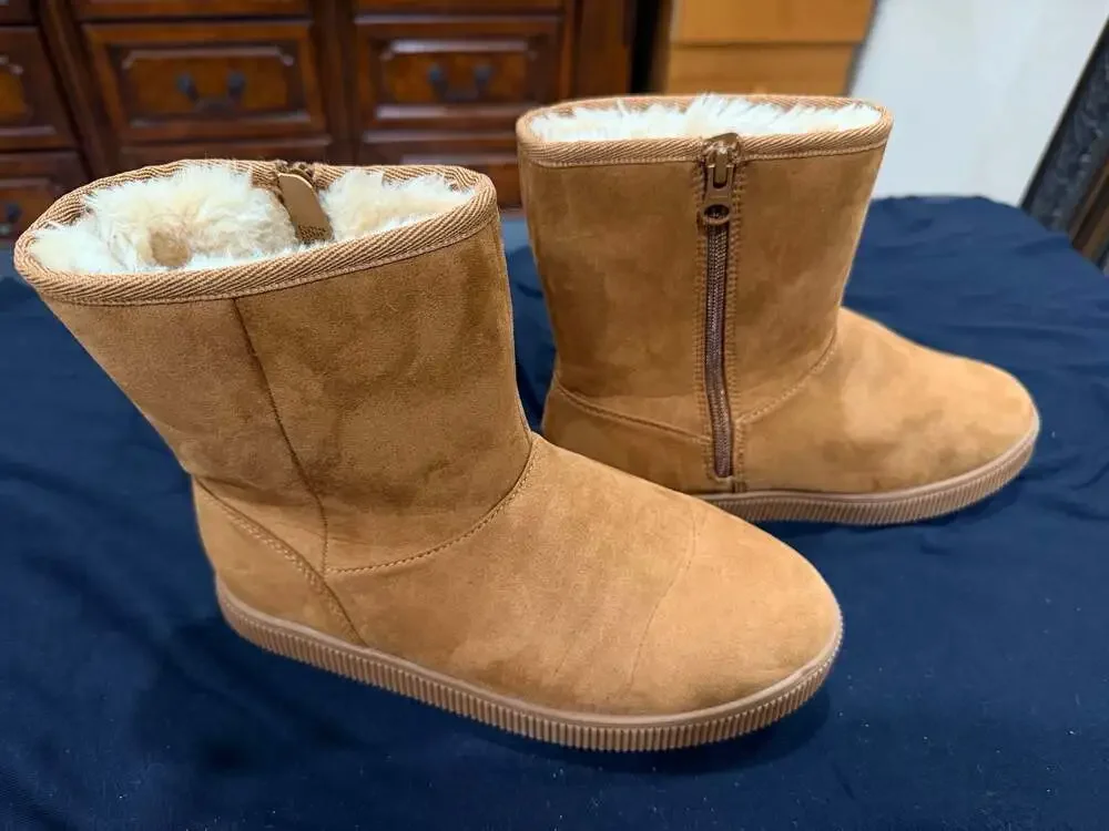 Cat & Jack Emily Suede Shearling Style Boots Chestnut